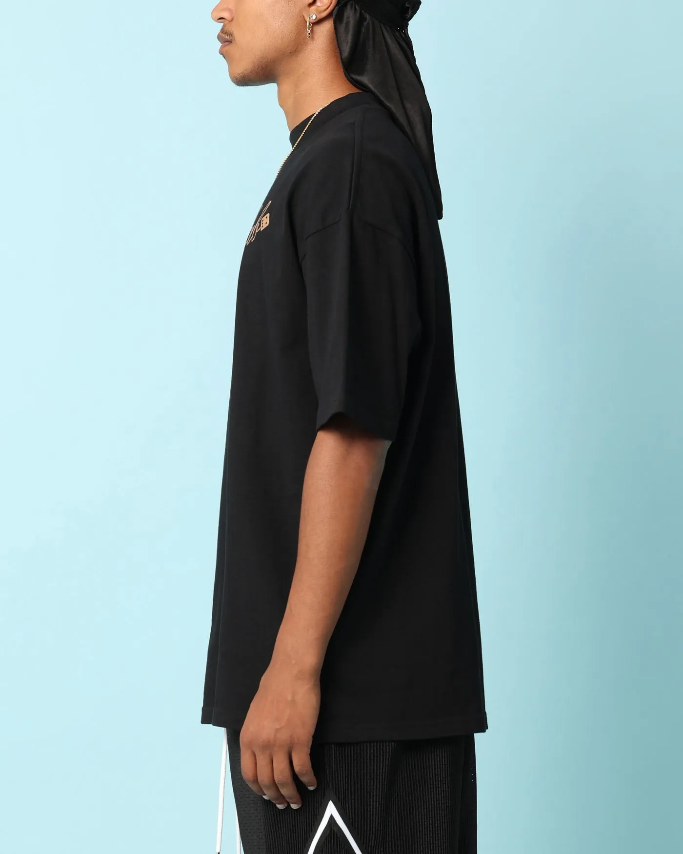 Carré Hooper Oversized T-Shirt Black sold by Culture Kings product image thumbnail 5