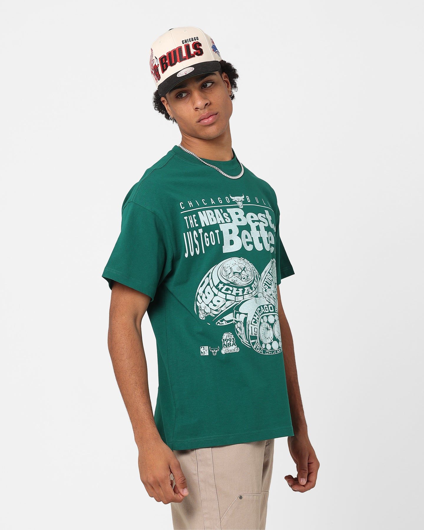 Mitchell & Ness Chicago Bulls The Best Ever T-Shirt Malachite Green sold by Culture Kings product image thumbnail 5