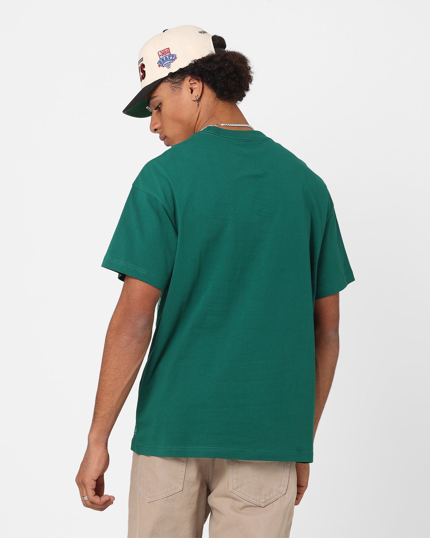 Mitchell & Ness Chicago Bulls The Best Ever T-Shirt Malachite Green sold by Culture Kings product image thumbnail 4