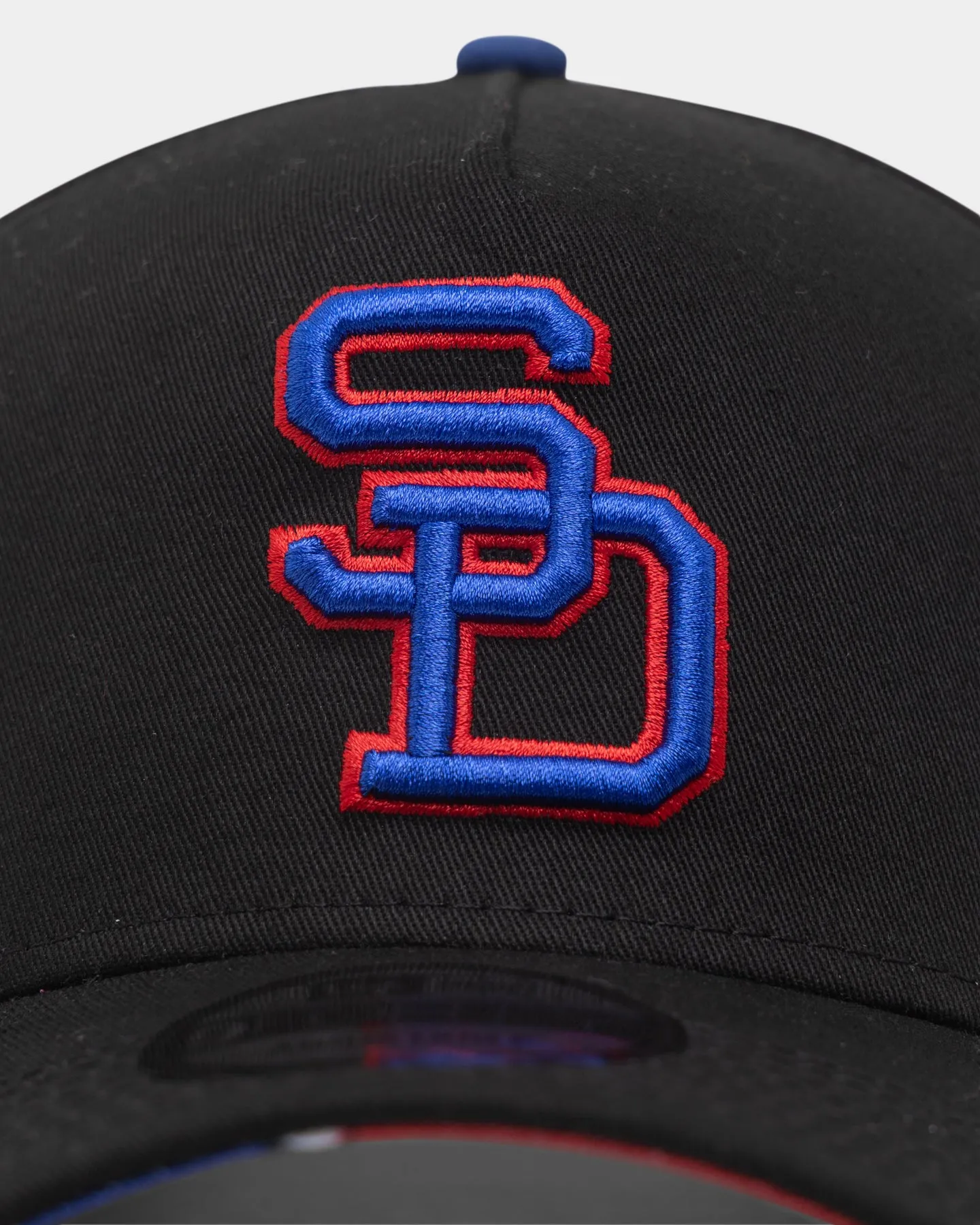 New Era San Diego Padres 'Retro Mosaic' 9FORTY A-Frame Snapback Black sold by Culture Kings product image thumbnail 5