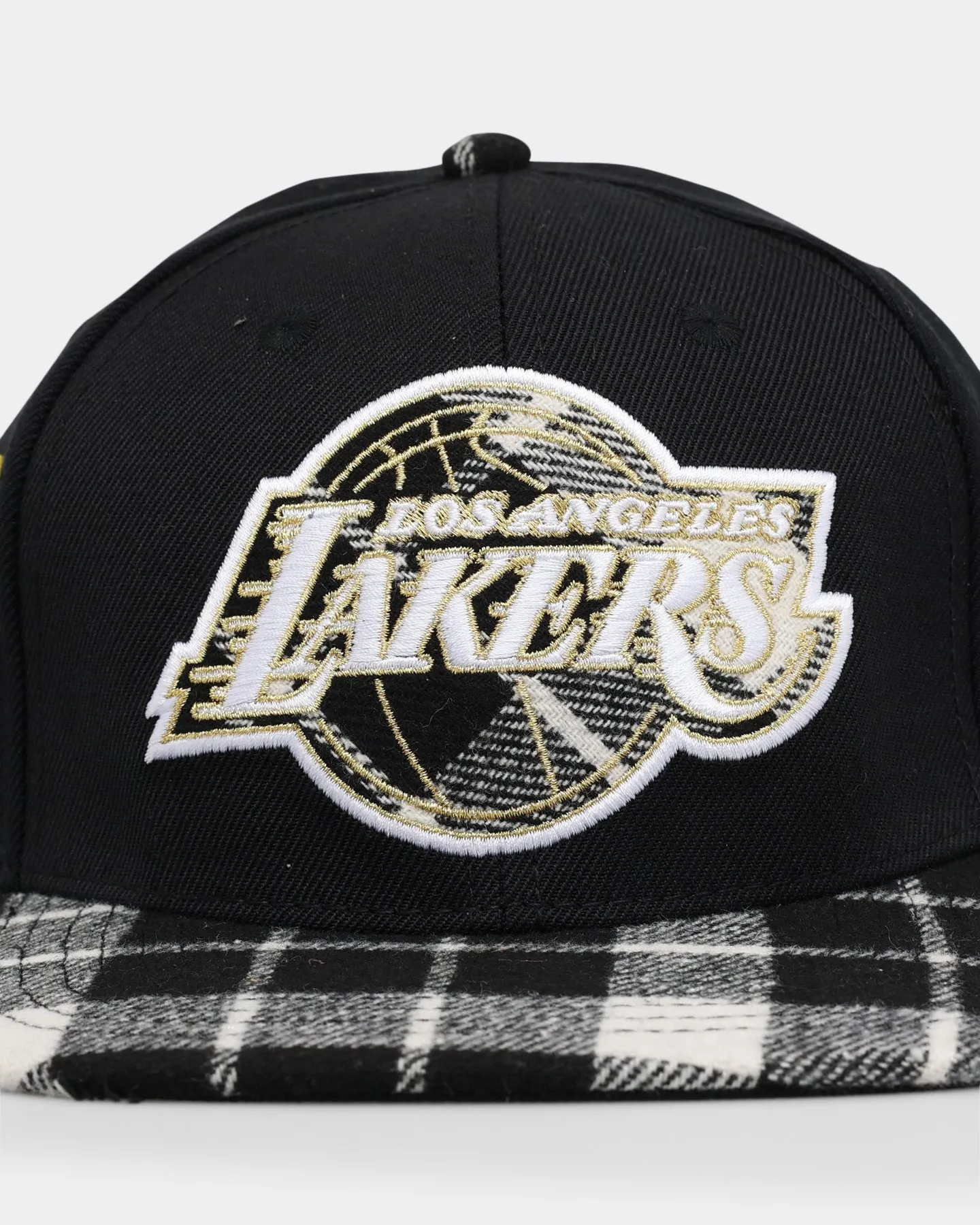 Pro Standard Los Angeles Lakers Prep Plaid Brim Snapback Black sold by Culture Kings product image thumbnail 5
