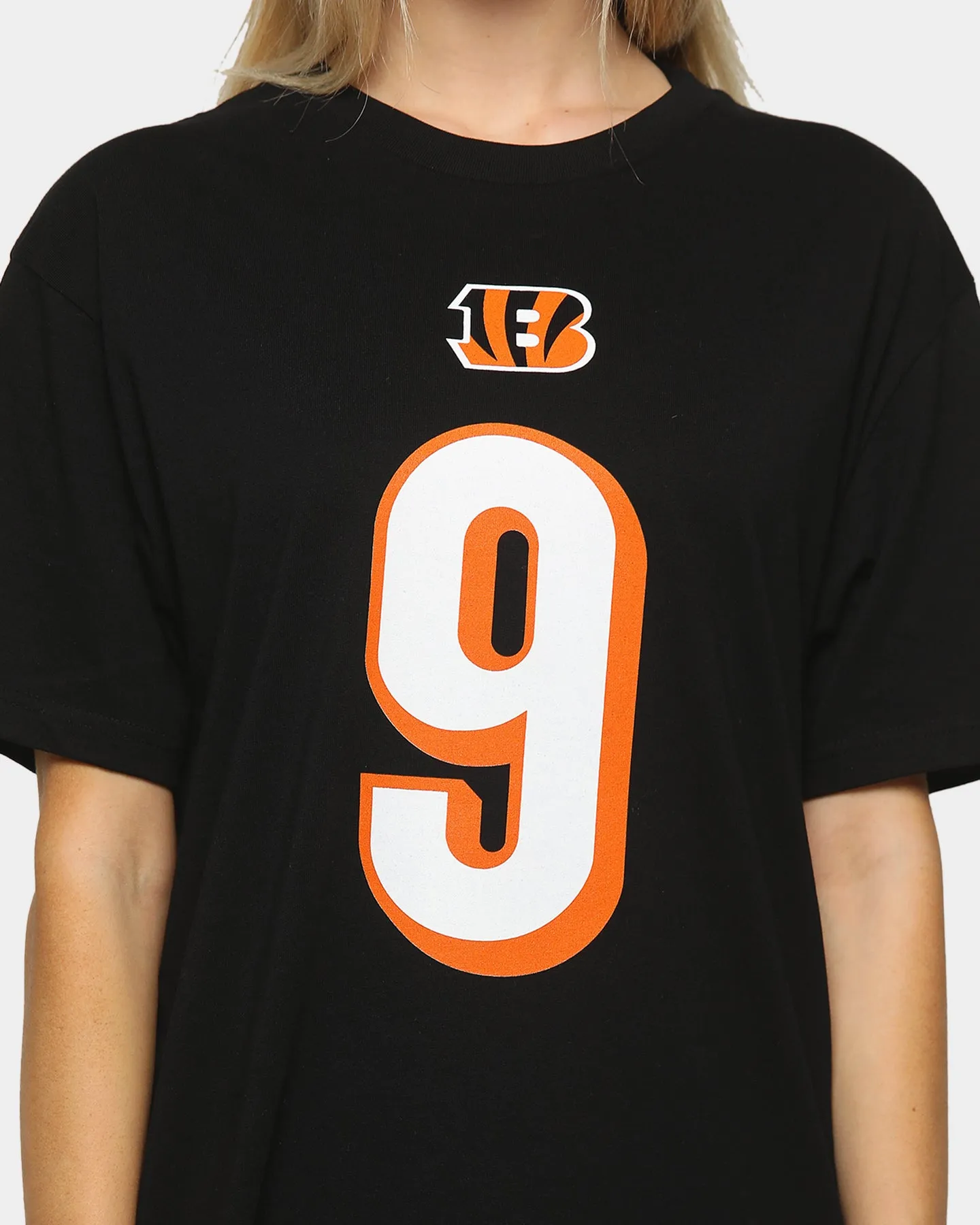 Mitchell & Ness Cincinnati Bengals Joe Burrow 9 NFL T-Shirt Black sold by Culture Kings product image thumbnail 4