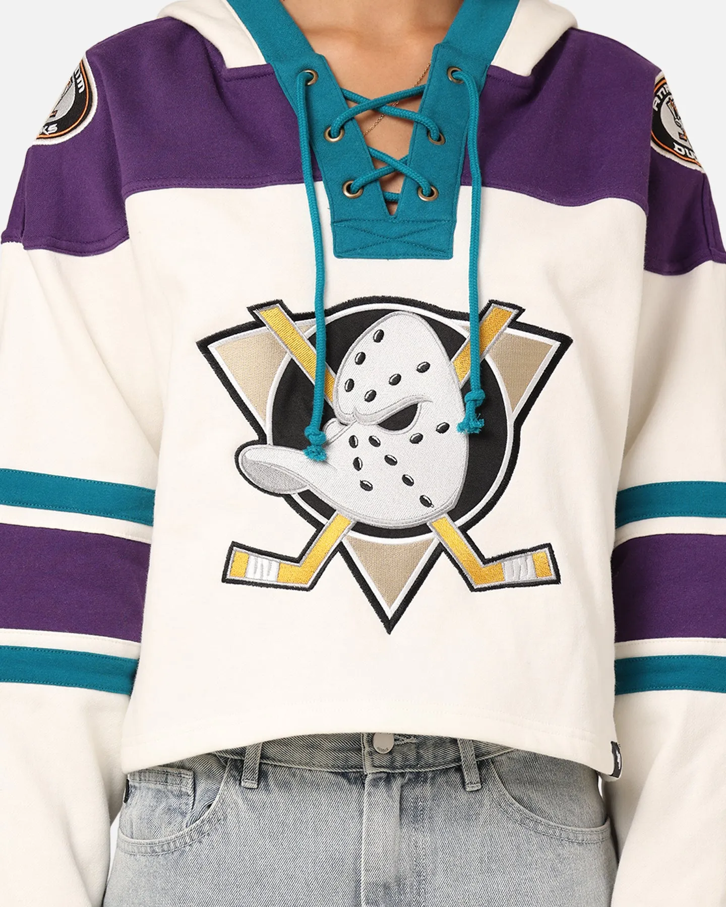 47 Brand Women's Anaheim Ducks Cropped Lacer Hoodie White Wash sold by Culture Kings product image thumbnail 2