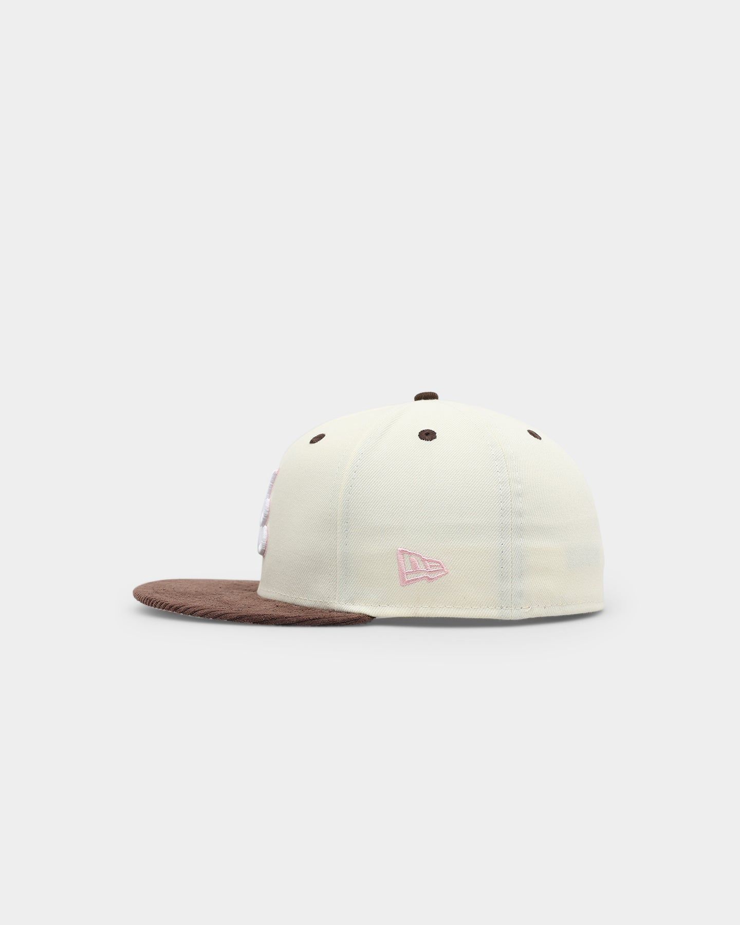 New Era Atlanta Braves 'Neapolitan Ice Cream' 59FIFTY Fitted Chrome White sold by Culture Kings product image thumbnail 4