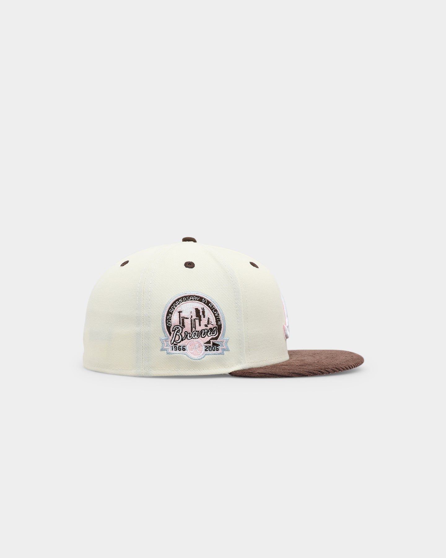 New Era Atlanta Braves 'Neapolitan Ice Cream' 59FIFTY Fitted Chrome White sold by Culture Kings product image thumbnail 3