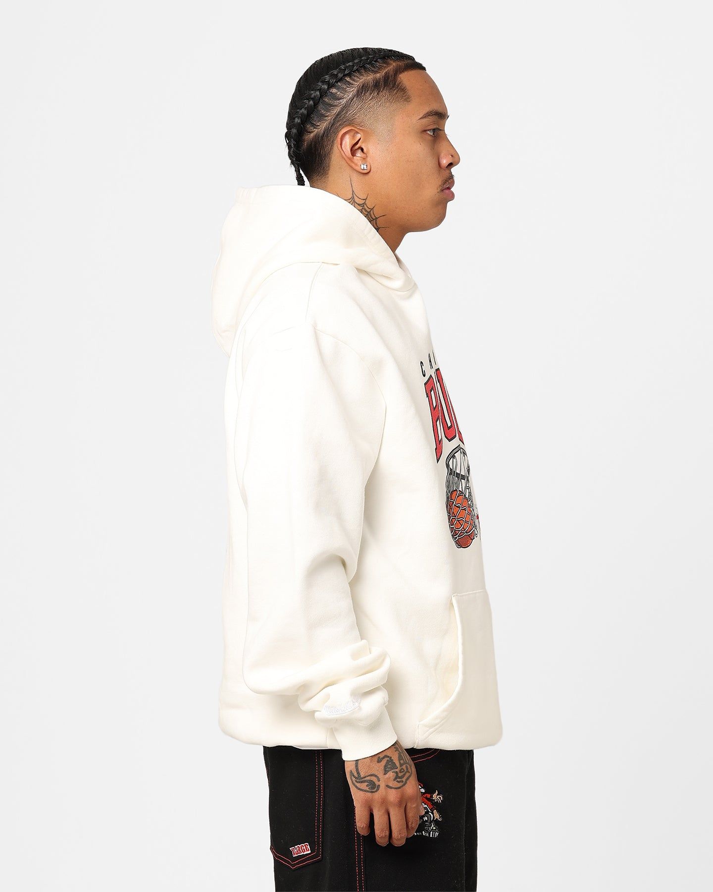Mitchell & Ness Chicago Bulls Arch Net Oversized Hoodie Vintage White sold by Culture Kings product image thumbnail 5