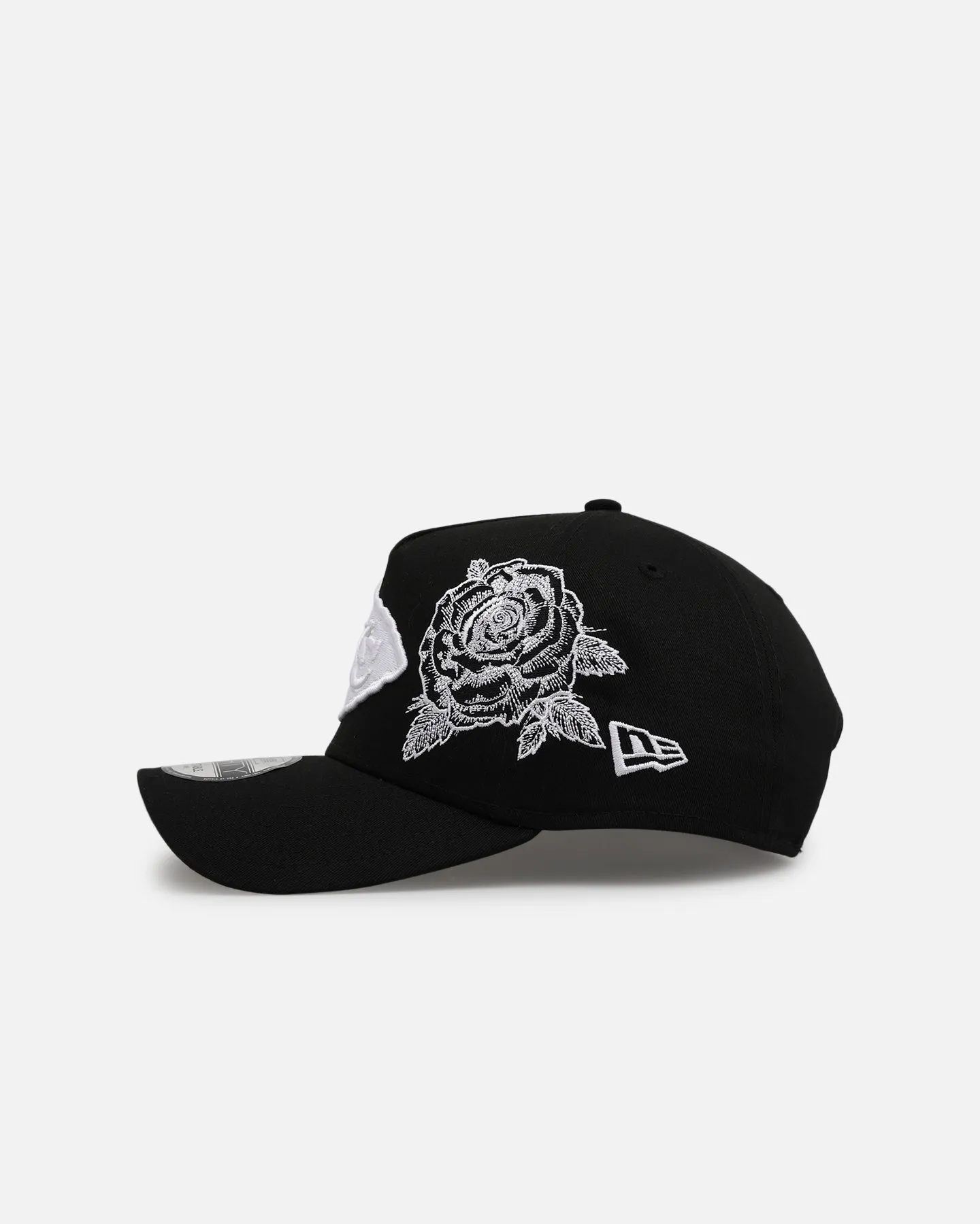 New Era Kansas City Chiefs 'Ornate Rose' 9FORTY A-Frame Snapback Black/White sold by Culture Kings product image thumbnail 4