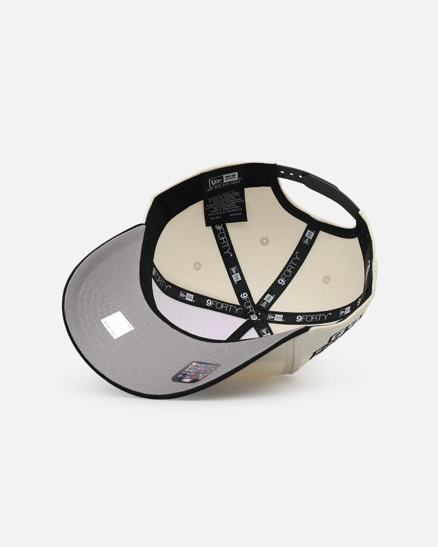 New Era Chicago Bulls 'Chrome Black Upside Down Logo' 9FORTY A-Frame Snapback Chrome/Black sold by Culture Kings product image thumbnail 5