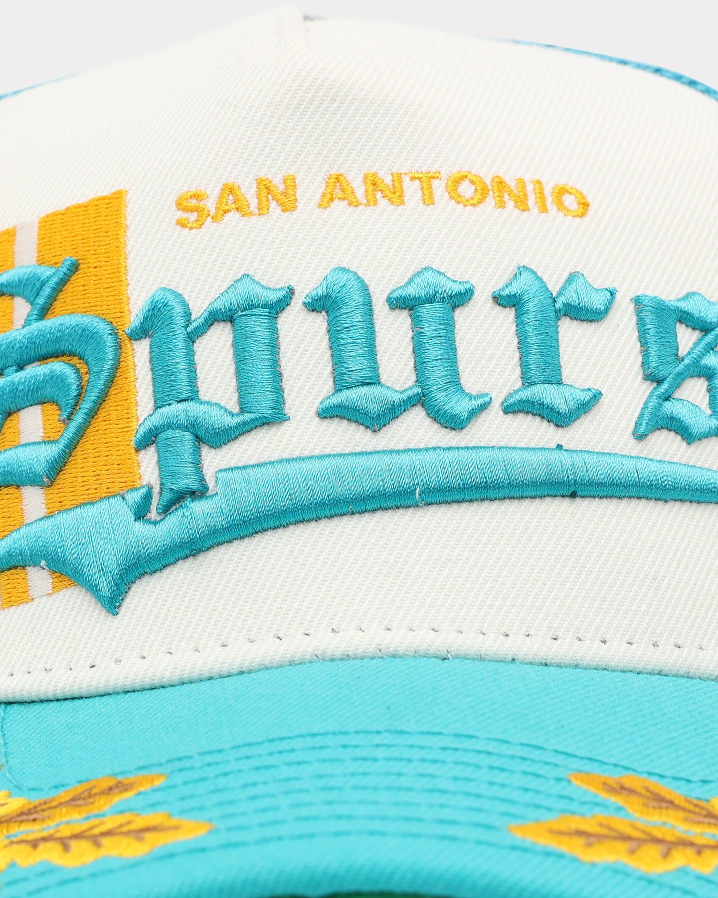Pro Standard San Antonio Spurs Visor Elite Trucker Eggshell/Teal sold by Culture Kings product image thumbnail 5