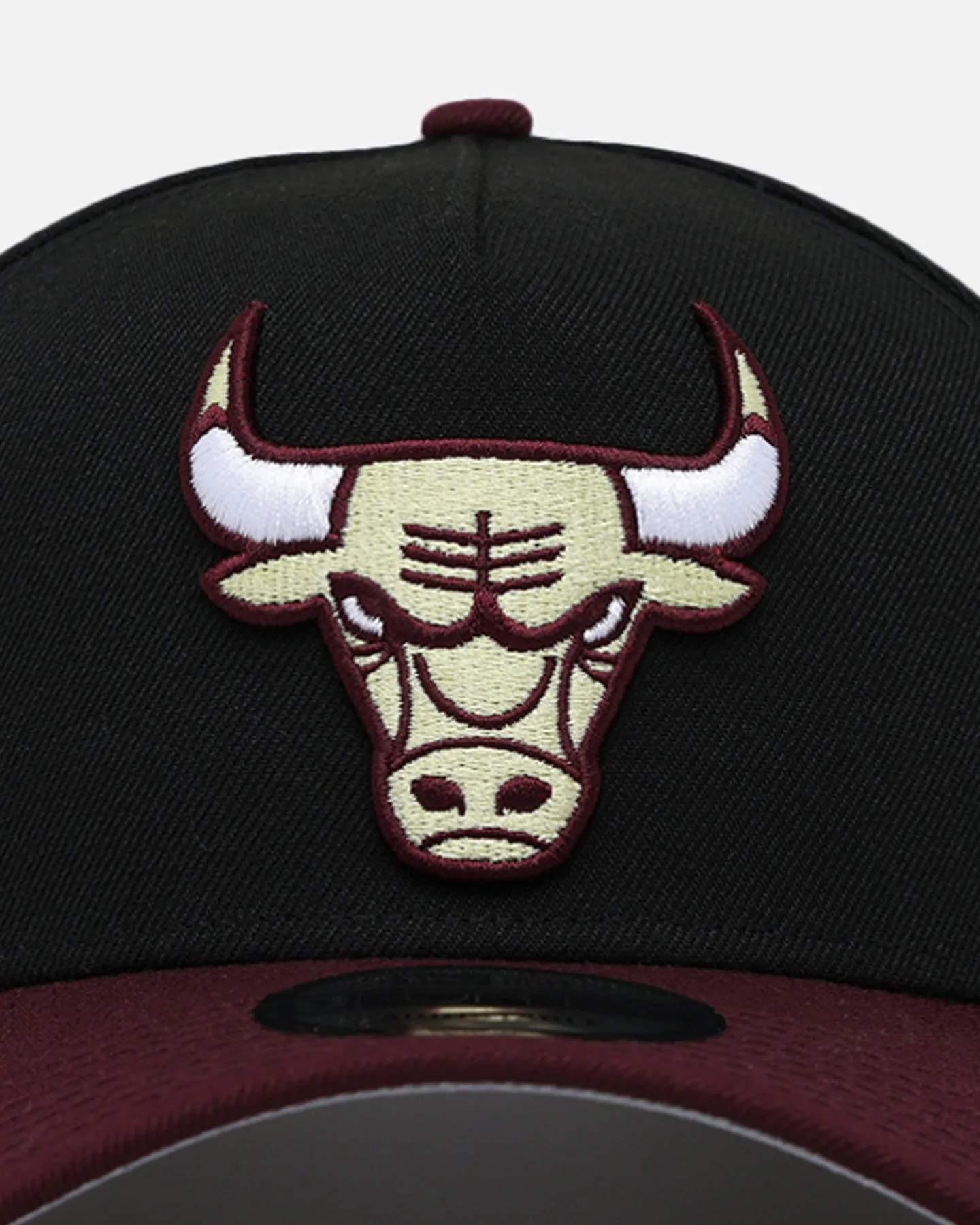 New Era Chicago Bulls 'Burgundy Bounceback' 9FORTY A-Frame Snapback Black/Maroon sold by Culture Kings product image thumbnail 5