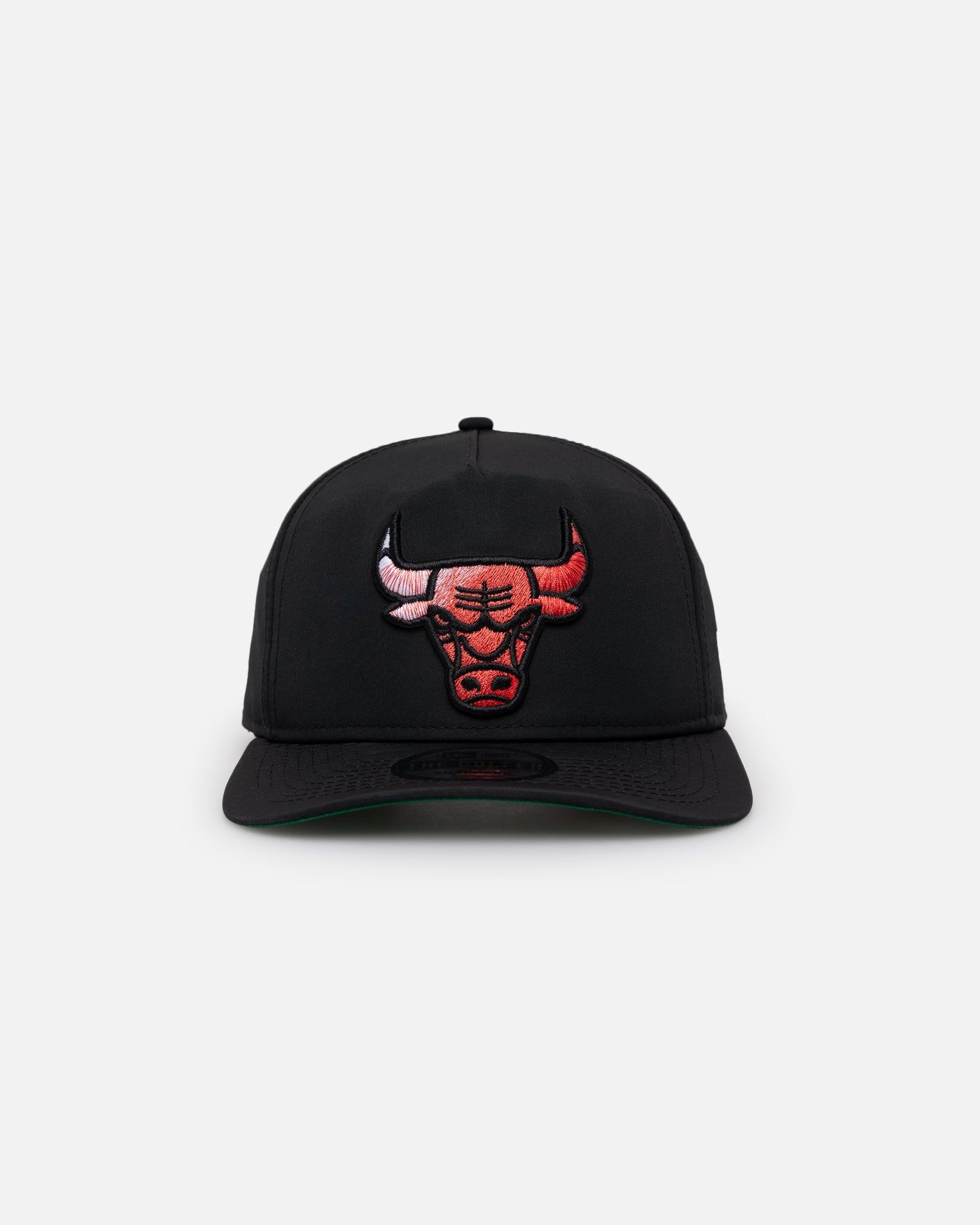 New Era Chicago Bulls Golfer Pre-Curved Snapback Black/OTC sold by Culture Kings
