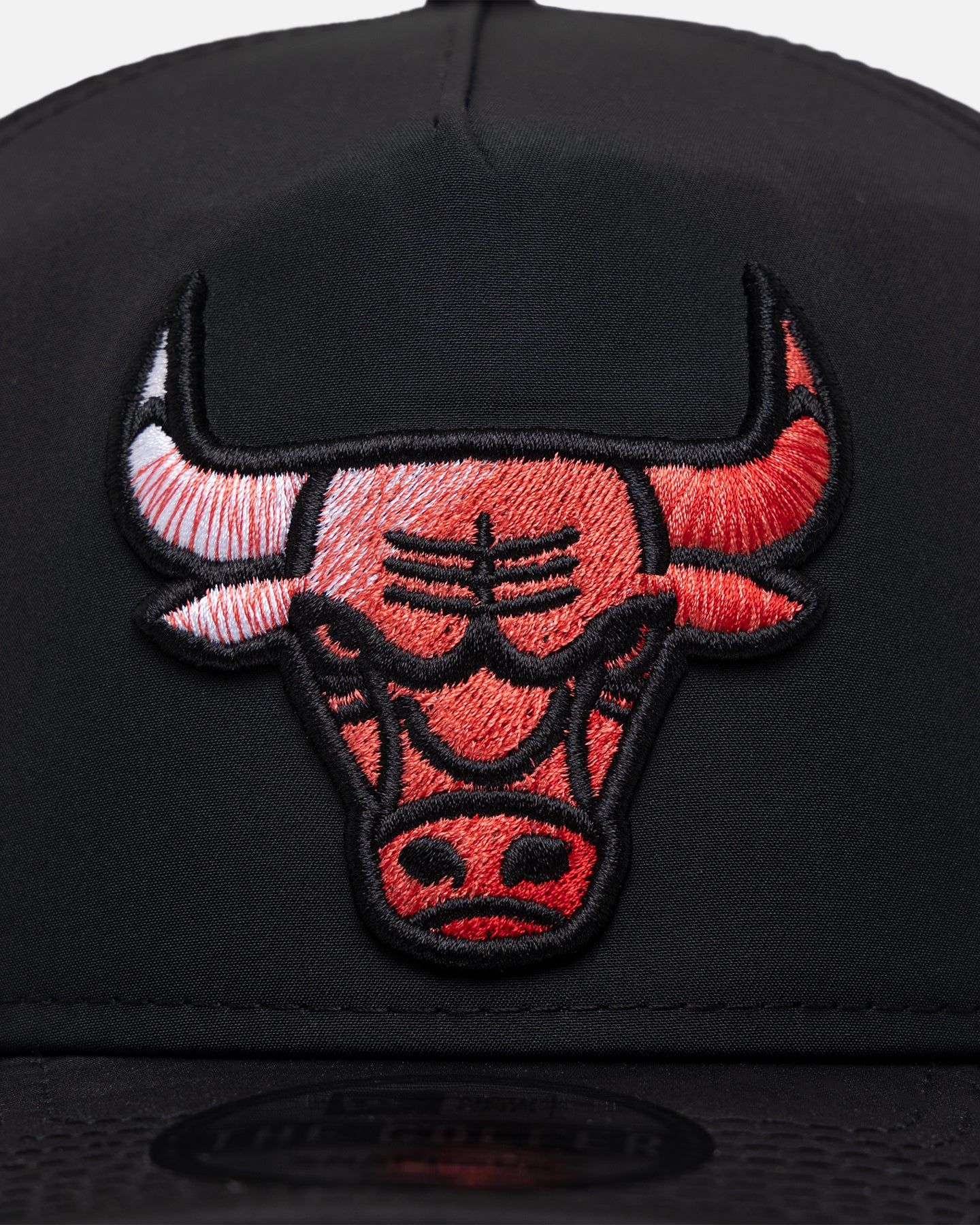 New Era Chicago Bulls Golfer Pre-Curved Snapback Black/OTC sold by Culture Kings product image thumbnail 5