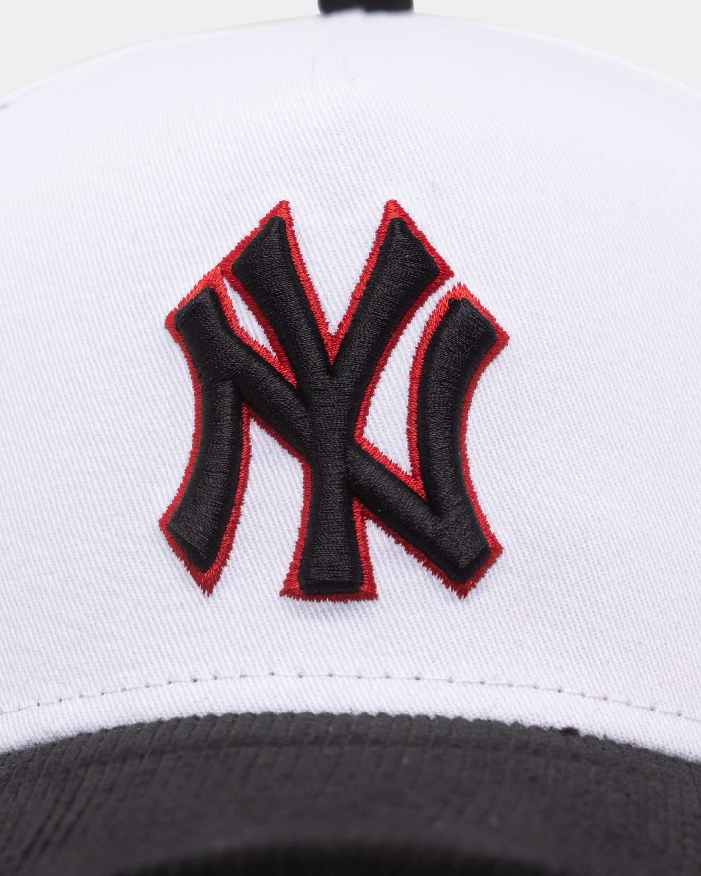 New Era New York Yankees 'Fire Red' 9FORTY A-Frame Snapback White/Black sold by Culture Kings product image thumbnail 5