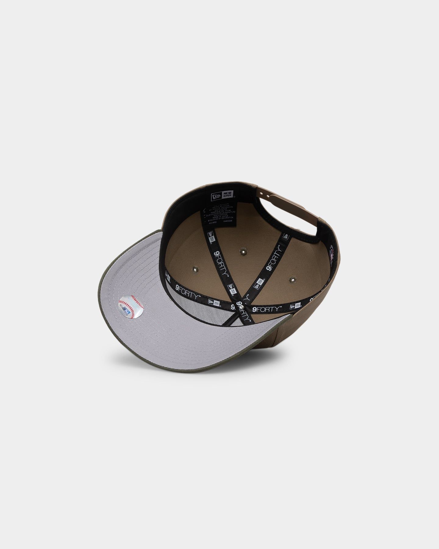 New Era New York Yankees Q223 9FORTY A-Frame Surplus Snapback Beige/Khaki sold by Culture Kings product image thumbnail 6