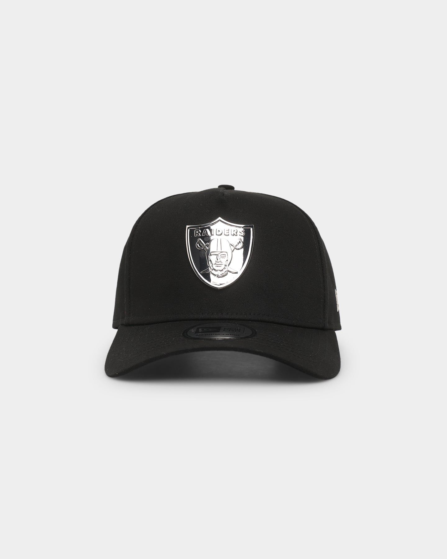 New Era Las Vegas Raiders 'Metal Badge' 9FORTY K-Frame Snapback Black/Silver sold by Culture Kings