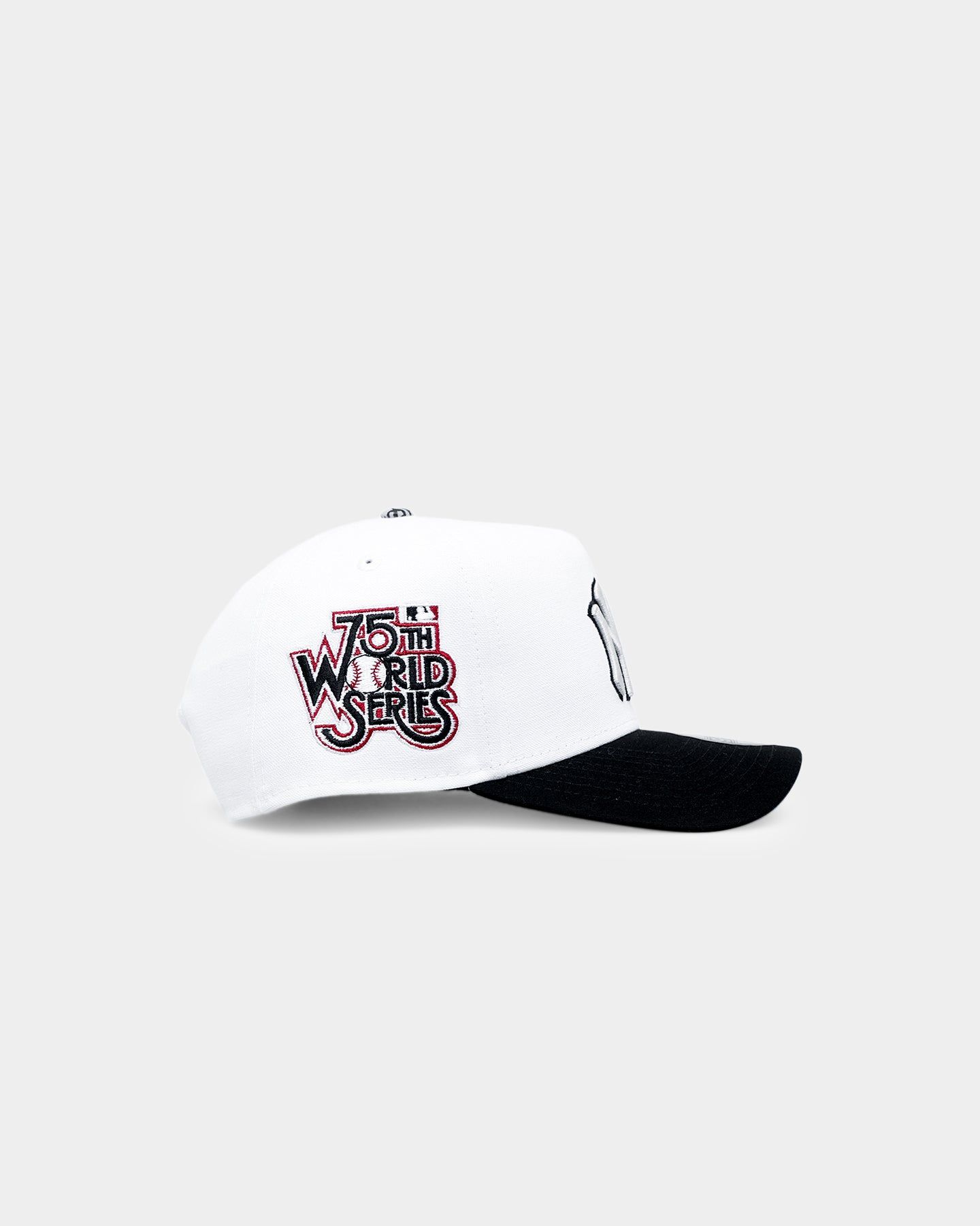 New Era New York Yankees 'Cement Grey' 9FORTY A-Frame Snapback White sold by Culture Kings product image thumbnail 3