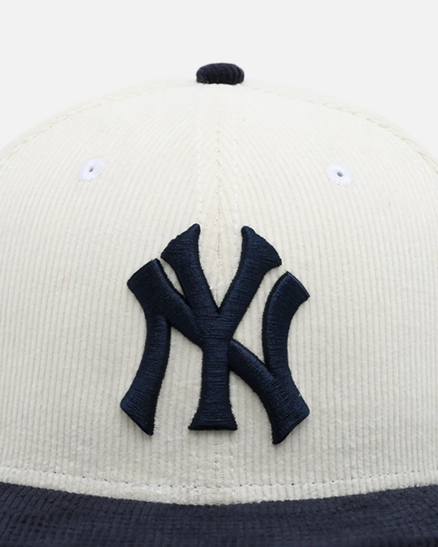 New Era New York Yankees '2-Tone Corduroy' 59FIFTY Fitted Chrome/Navy sold by Culture Kings product image thumbnail 5