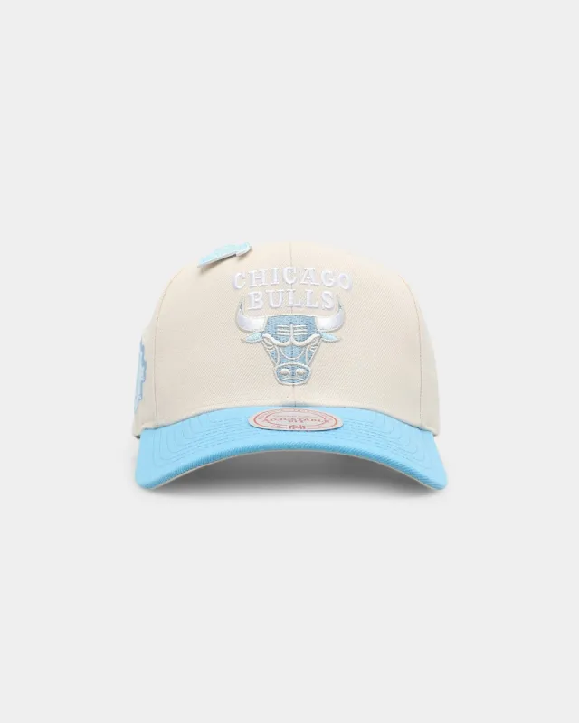 Mitchell & Ness Chicago Bulls 'Sky Blue' Snapback Cream sold by Culture Kings
