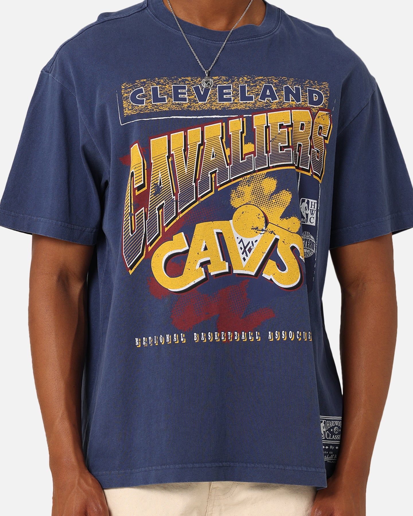 Mitchell & Ness Cleveland Cavaliers Brush Off 2.0 T-Shirt Navy sold by Culture Kings product image thumbnail 3