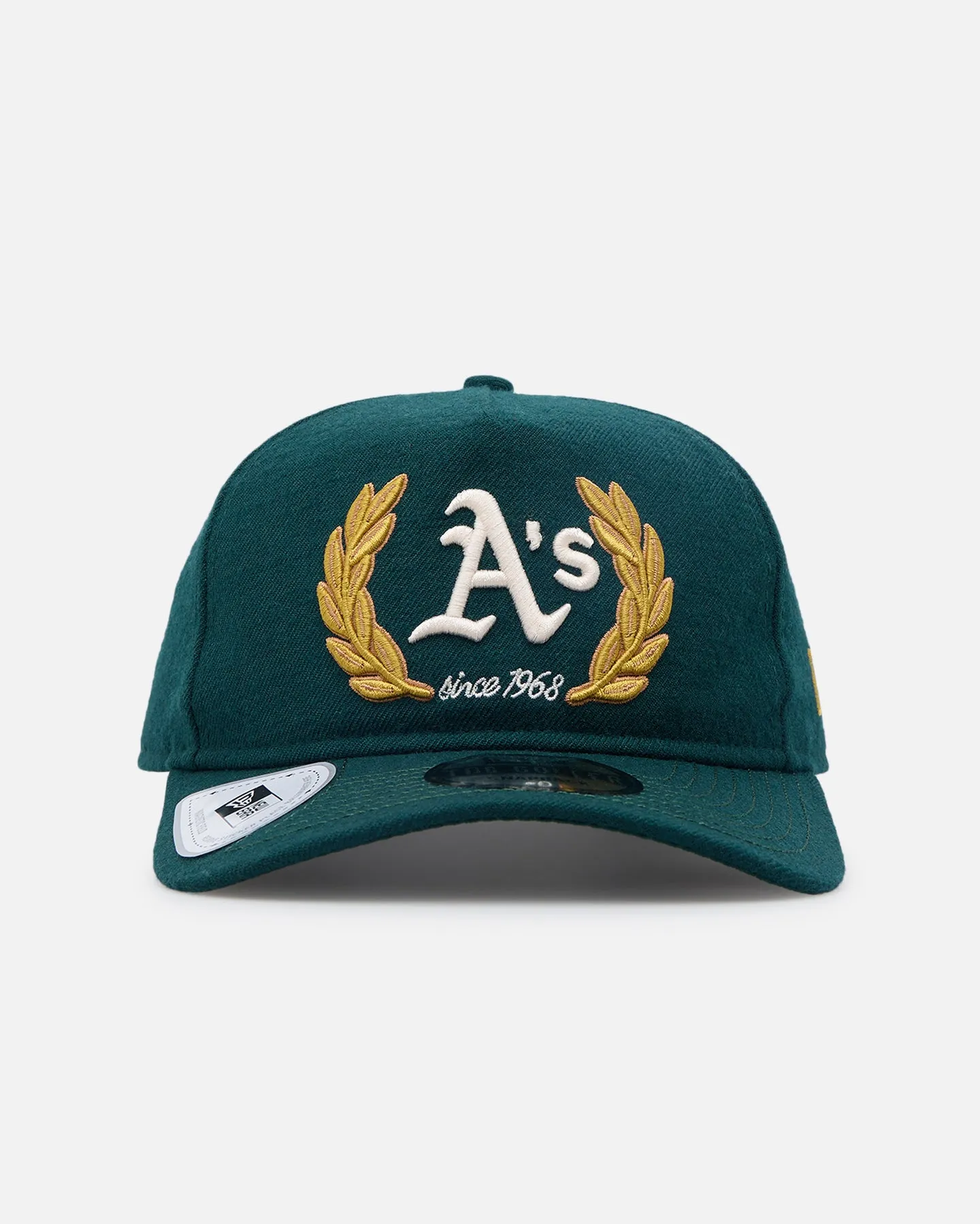 New Era Oakland Athletics 'Heritage Golf' Pre-Curved Golfer Snapback Cilantro Green sold by Culture Kings