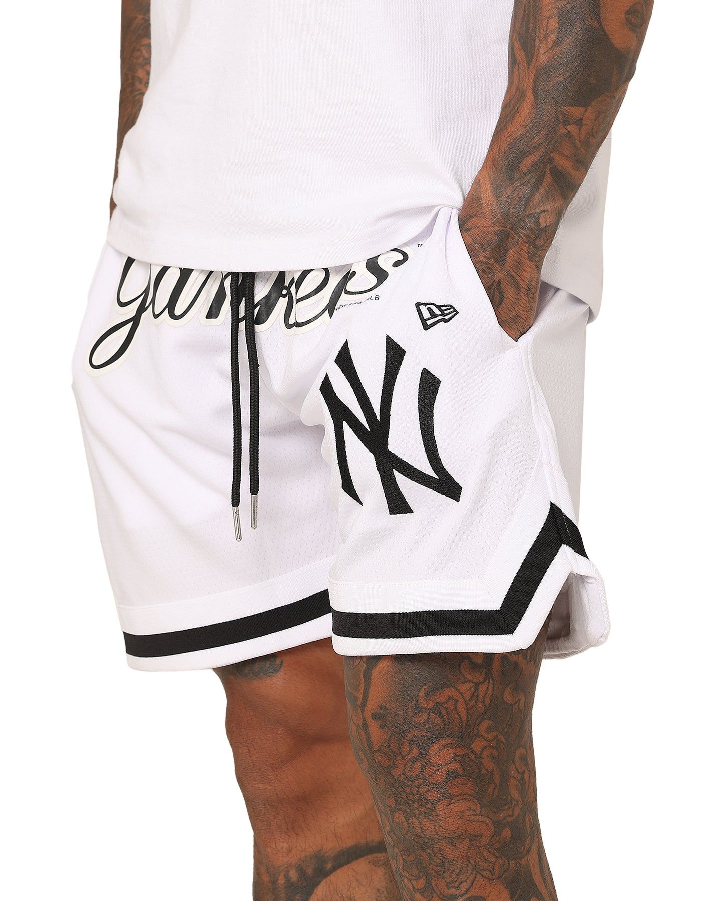 New Era New York Yankees Mesh Shorts White sold by Culture Kings product image thumbnail 4