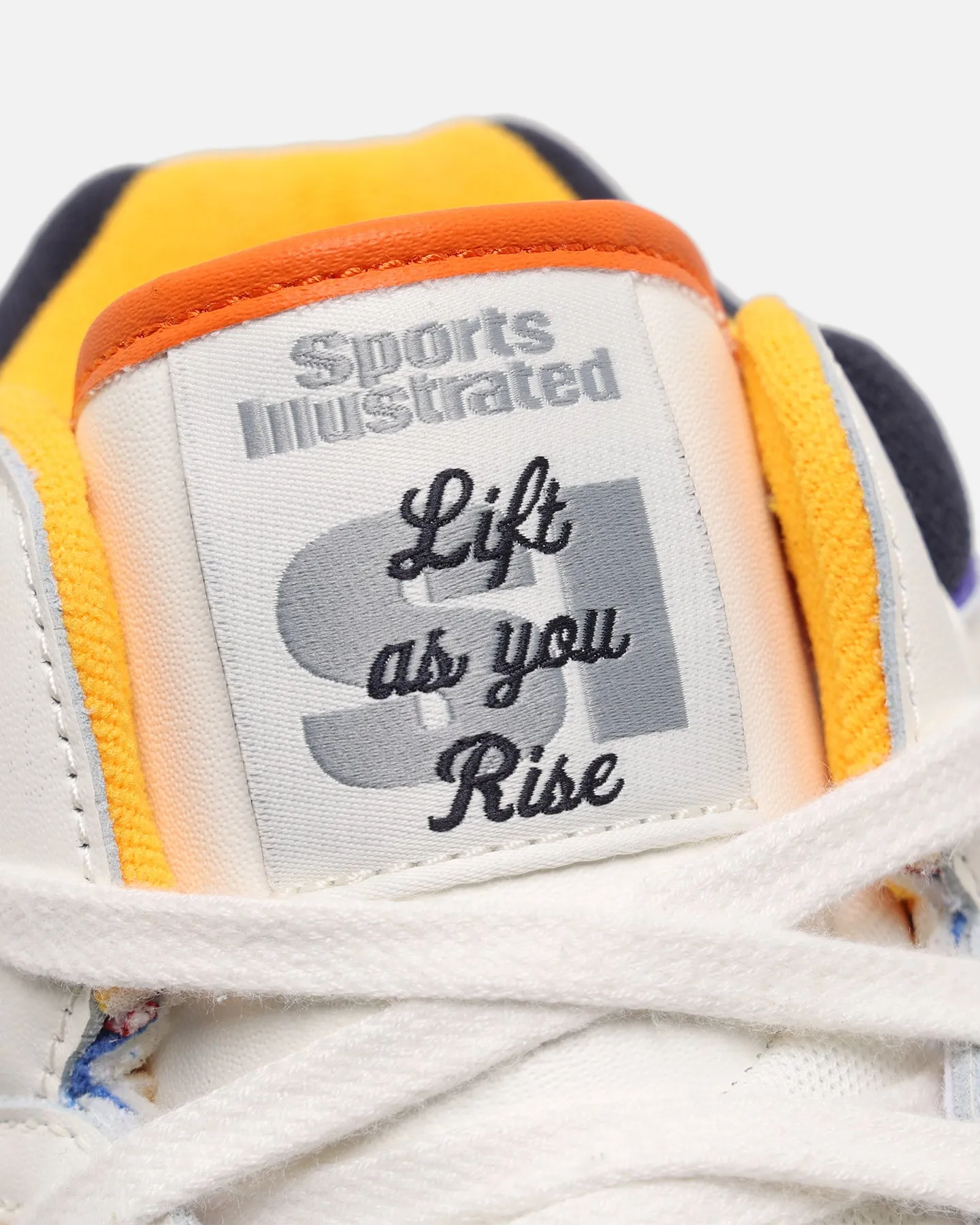 Reebok X Sports Illustrated BB 4000 II Mid Chalk sold by Culture Kings product image thumbnail 5