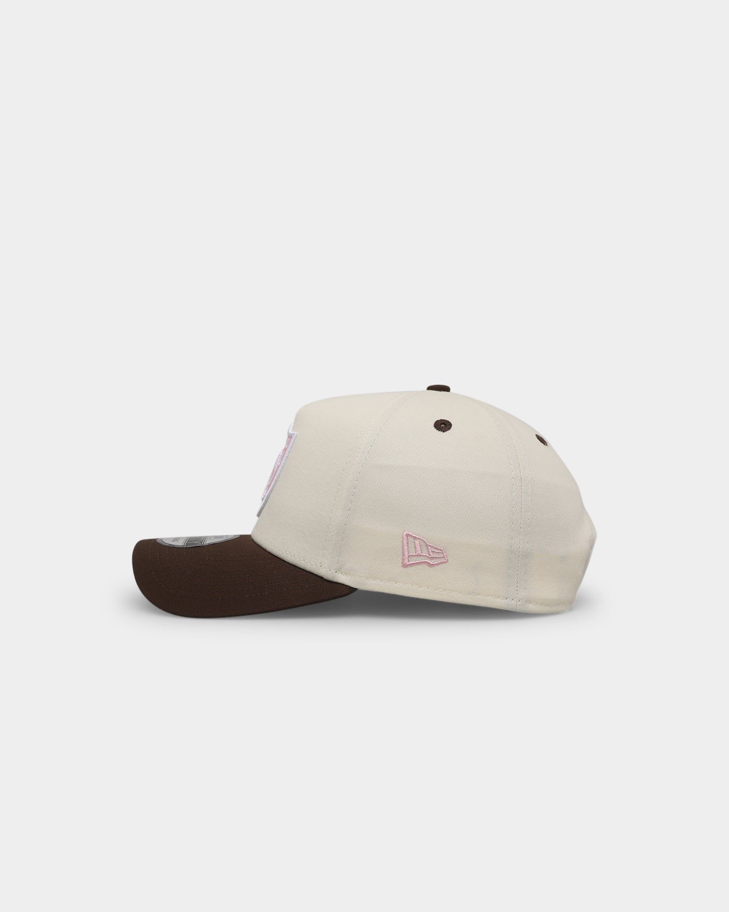 New Era Oakland Raiders 'Neapolitan Ice Cream' 9FORTY A-Frame Snapback Chrome White sold by Culture Kings product image thumbnail 4