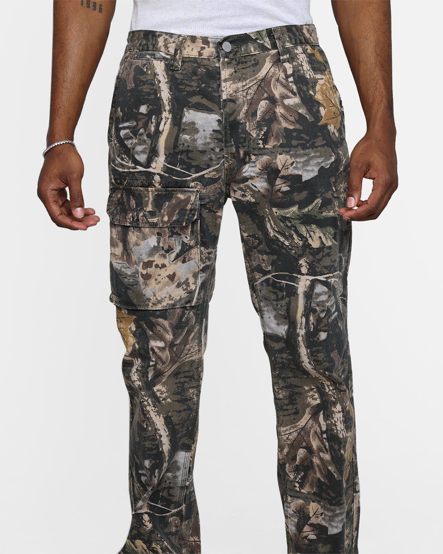 MNML V266 Camo Baggy Denim Jeans Camo sold by Culture Kings product image thumbnail 8