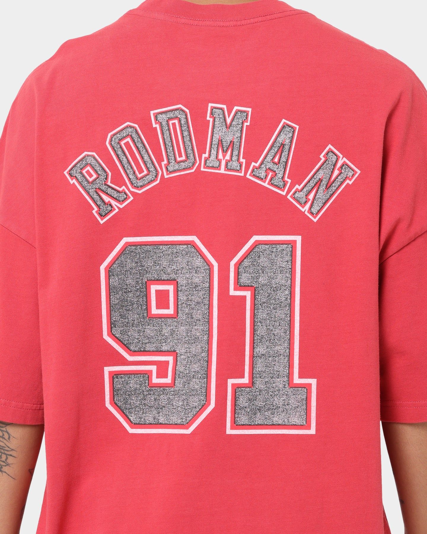 Mitchell & Ness Chicago Bulls Dennis Rodman Oversized T-Shirt Faded Red sold by Culture Kings product image thumbnail 5