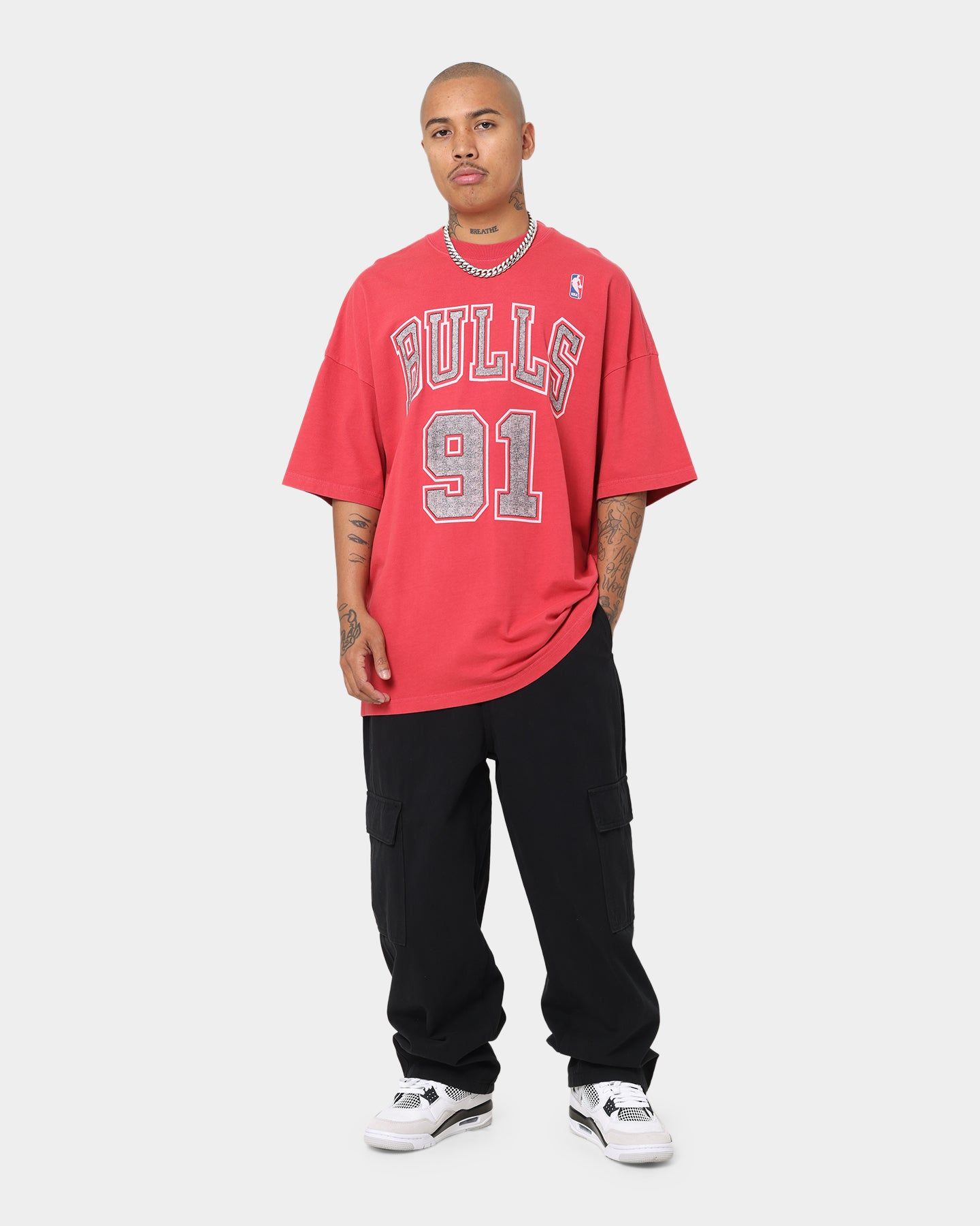 Mitchell & Ness Chicago Bulls Dennis Rodman Oversized T-Shirt Faded Red sold by Culture Kings product image thumbnail 3