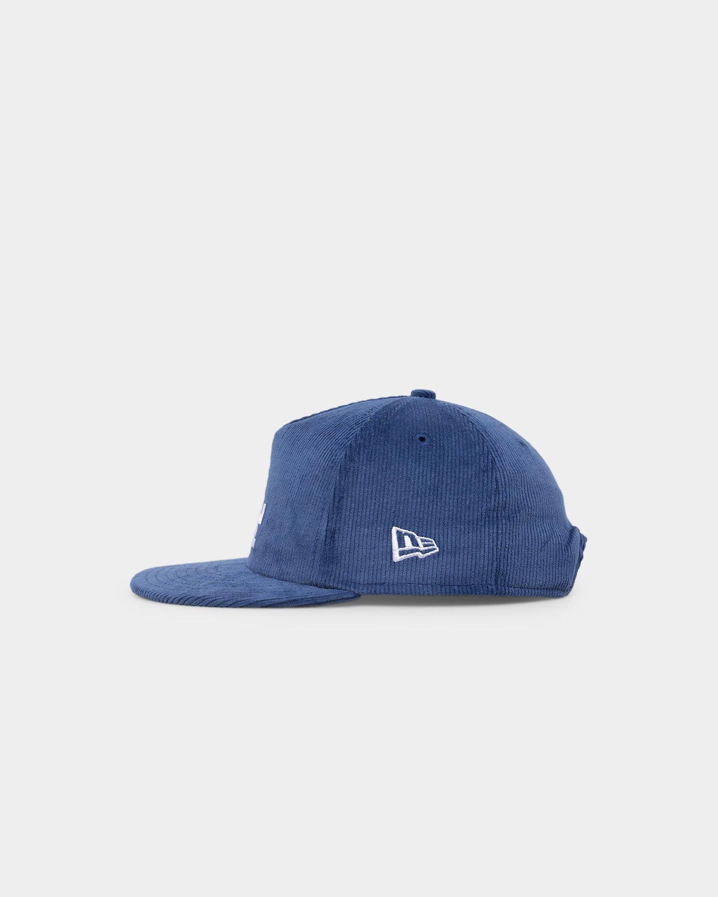 New Era Los Angeles Dodgers Corduroy Golfer Snapback Dark Blue sold by Culture Kings product image thumbnail 4