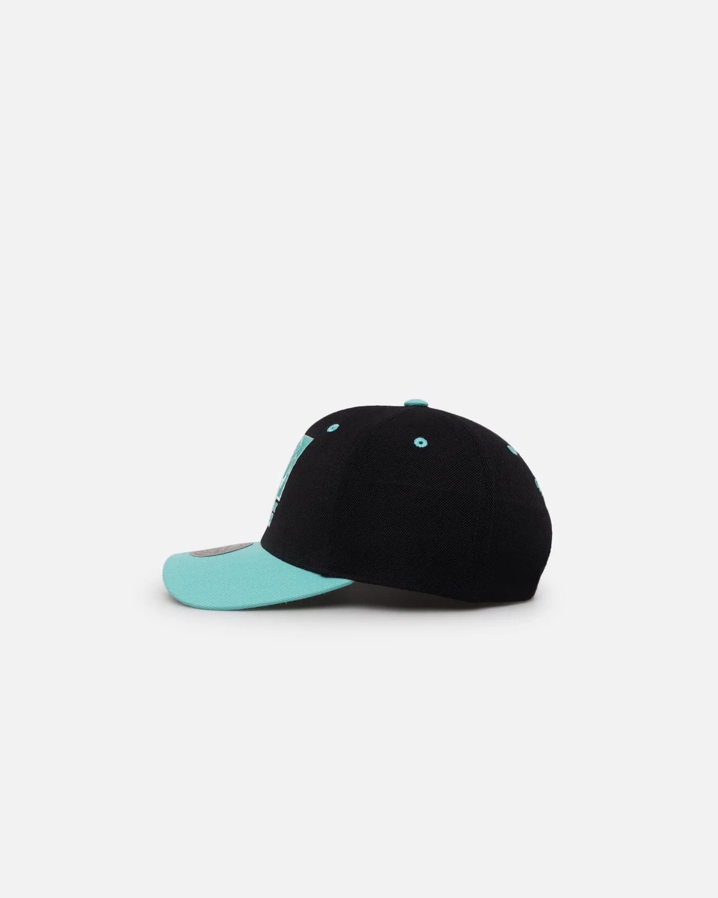 Mitchell & Ness Phoenix Suns "Ice Blue" Script Origin Snapback Black/Ice Blue sold by Culture Kings product image thumbnail 3