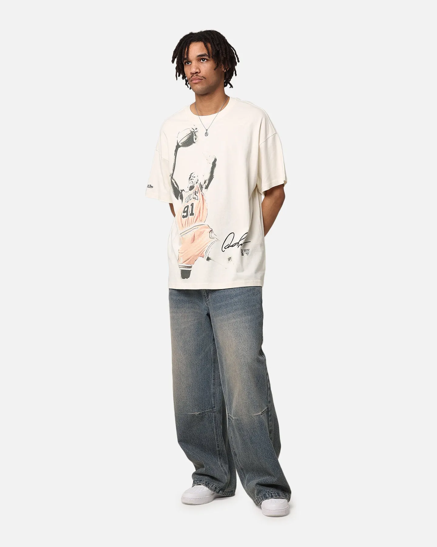 Mitchell & Ness Chicago Bulls Rebound T-Shirt Unbleached sold by Culture Kings product image thumbnail 2