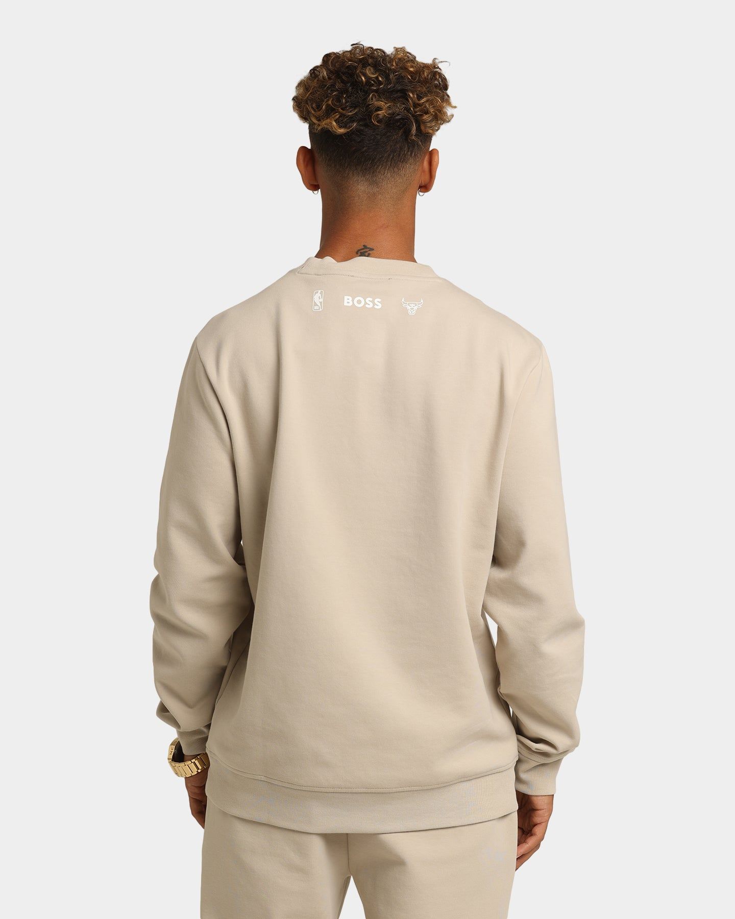 Hugo Boss Hugo Boss X NBA Basic Chicago Bulls Crewneck Sweatshirt Light Beige sold by Culture Kings product image thumbnail 4