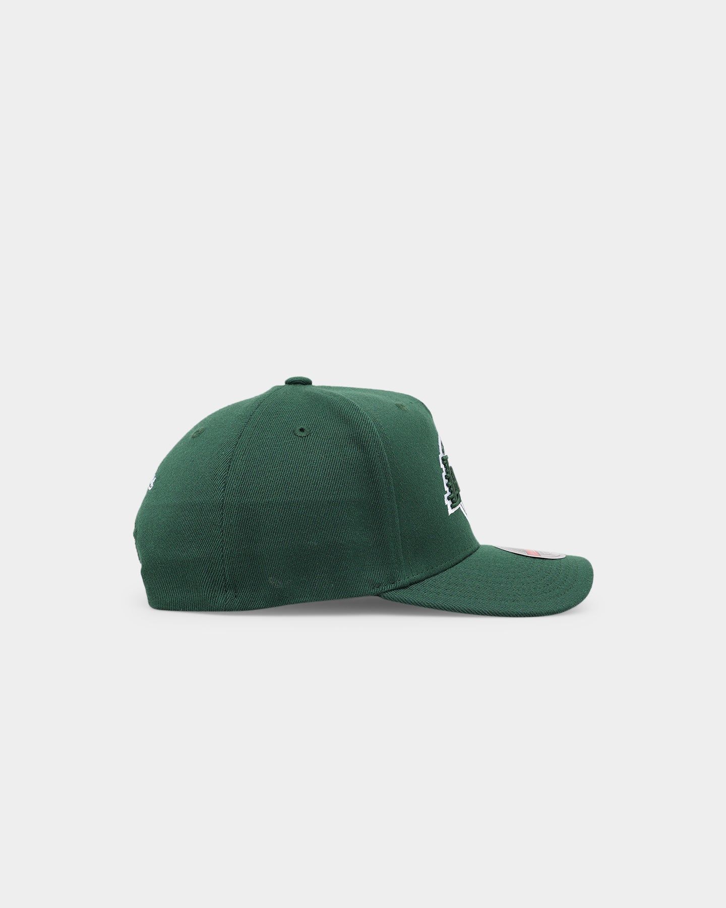 Mitchell & Ness Los Angeles Lakers 'State Of Mind' Snapback Malachite Green sold by Culture Kings product image thumbnail 3