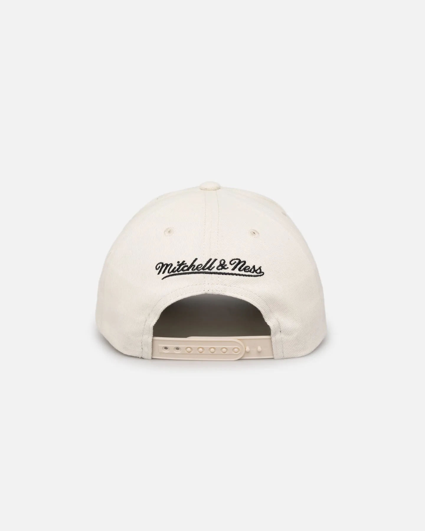 Mitchell & Ness NBA Finals Seattle Supersonics and Chicago Bulls Pro Crown Snapback White Cream/Black sold by Culture Kings product image thumbnail 2