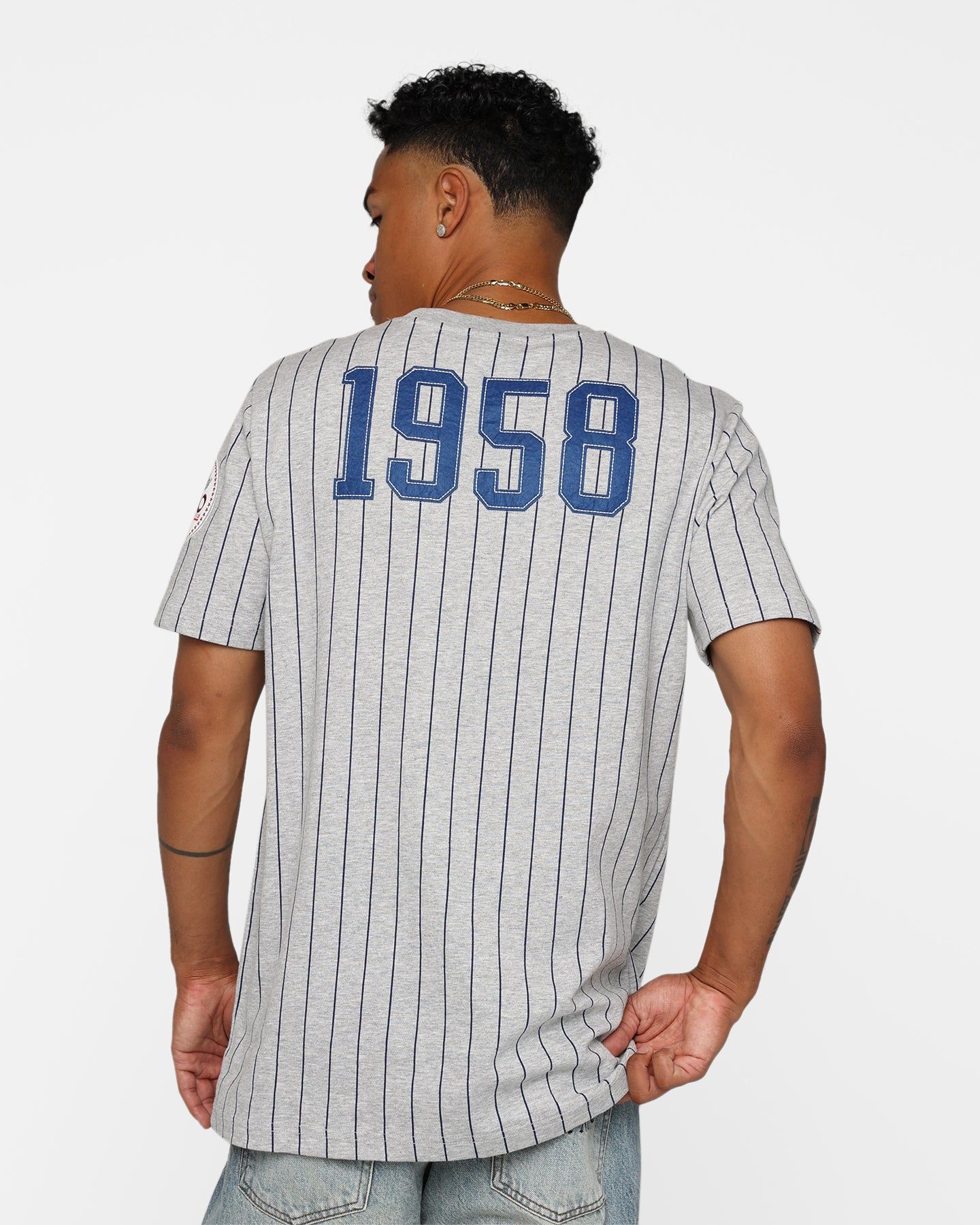 New Era Los Angeles Dodgers Pinstripe T-Shirt Grey sold by Culture Kings product image thumbnail 2