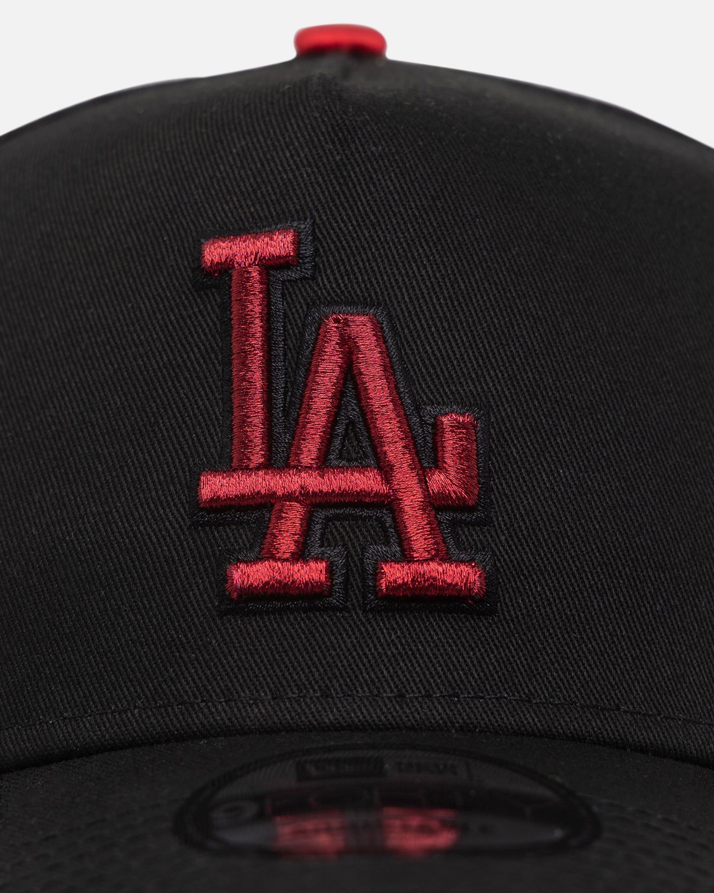 New Era Los Angeles Dodgers 'Satin Scarlet' 9FORTY A-Frame Snapback Black/Scarlet sold by Culture Kings product image thumbnail 5
