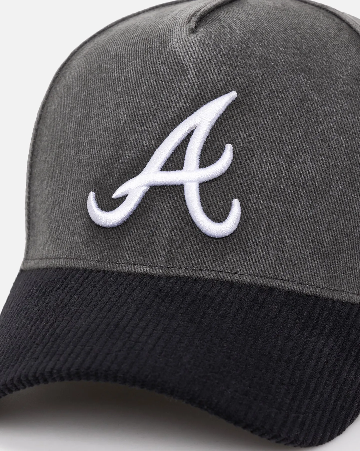 47 Brand Atlanta Braves 'Apollo Corduroy' Offside DT Snapback Black sold by Culture Kings product image thumbnail 2