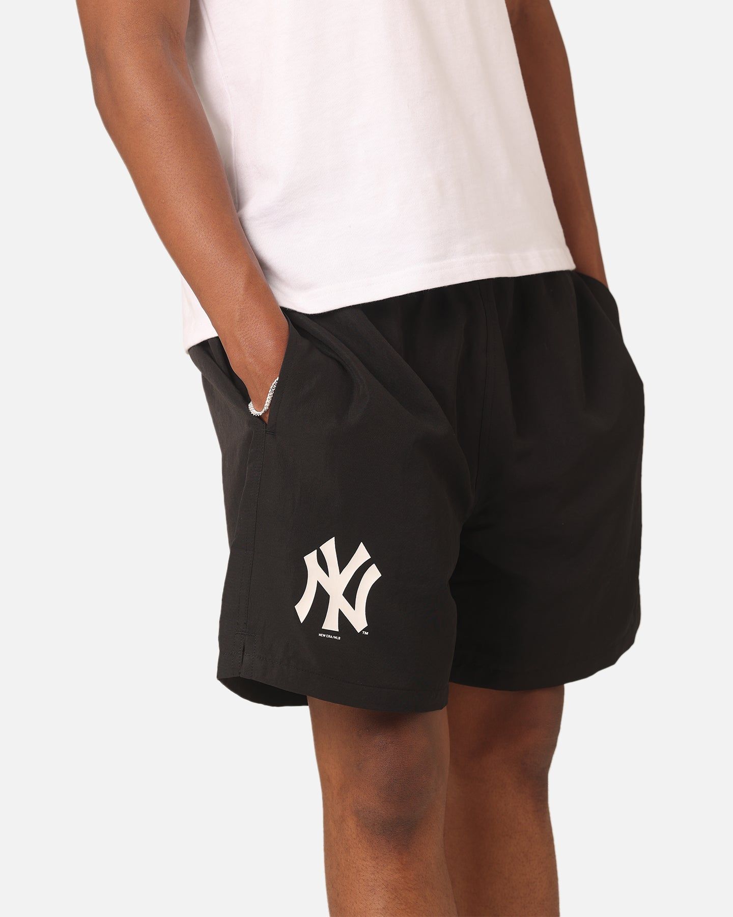 New Era New York Yankees Woven Shorts Black sold by Culture Kings product image thumbnail 5