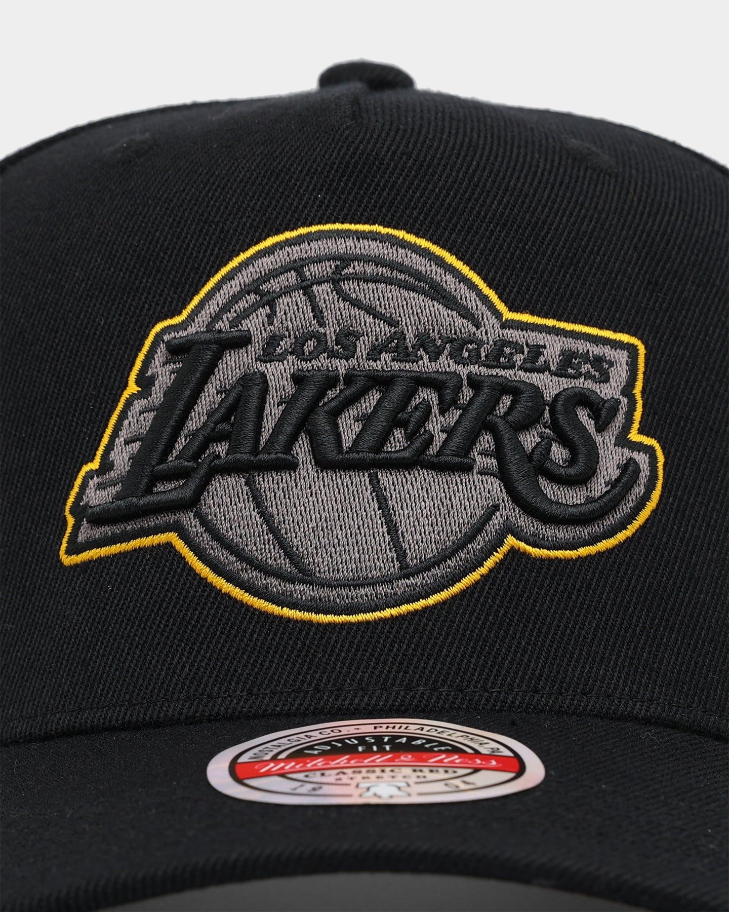 Mitchell & Ness Los Angeles Lakers 'Team Outline' Classic Snapback Black sold by Culture Kings product image thumbnail 5