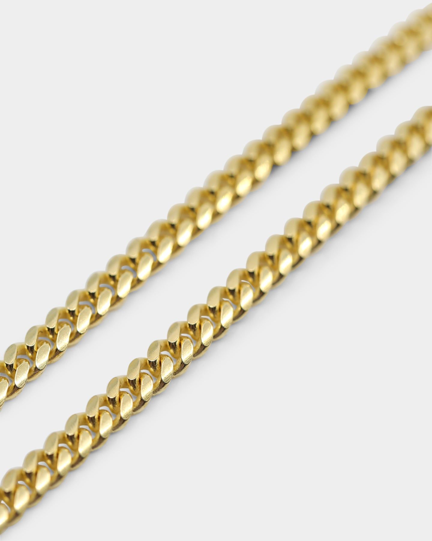 House Of Auric Cuban Link 2.5mm 24" Chain 18K Gold Vermeil sold by Culture Kings product image thumbnail 5