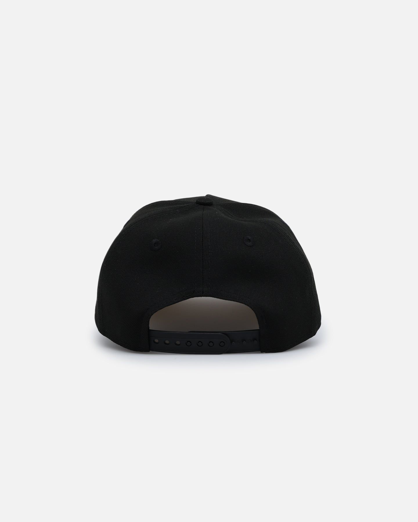 New Era Phoenix Suns 'NBA Gold Links' 9FORTY A-Frame Snapback Black/Gold sold by Culture Kings product image thumbnail 2