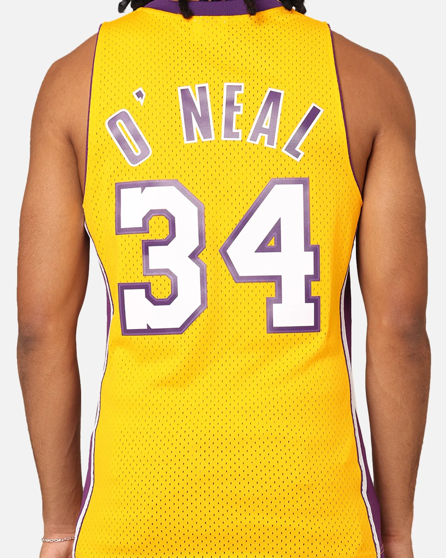 Mitchell & Ness Los Angeles Lakers Shaquille O'Neal '99-00 Home Swing Jersey Yellow sold by Culture Kings product image thumbnail 5