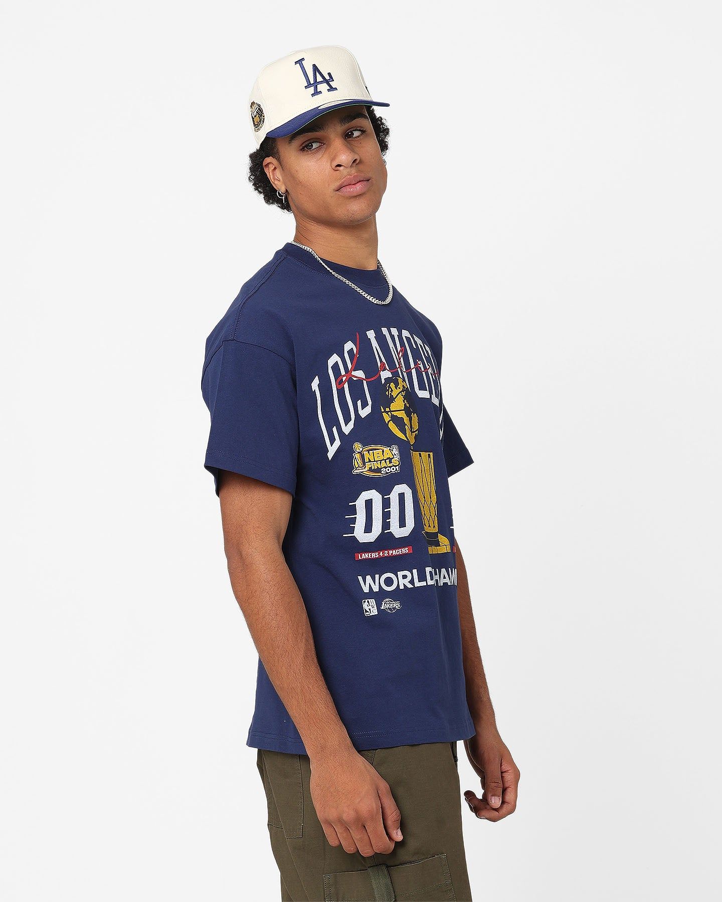 Mitchell & Ness Los Angeles Lakers Globe Champion T-Shirt Midnight Navy sold by Culture Kings product image thumbnail 5