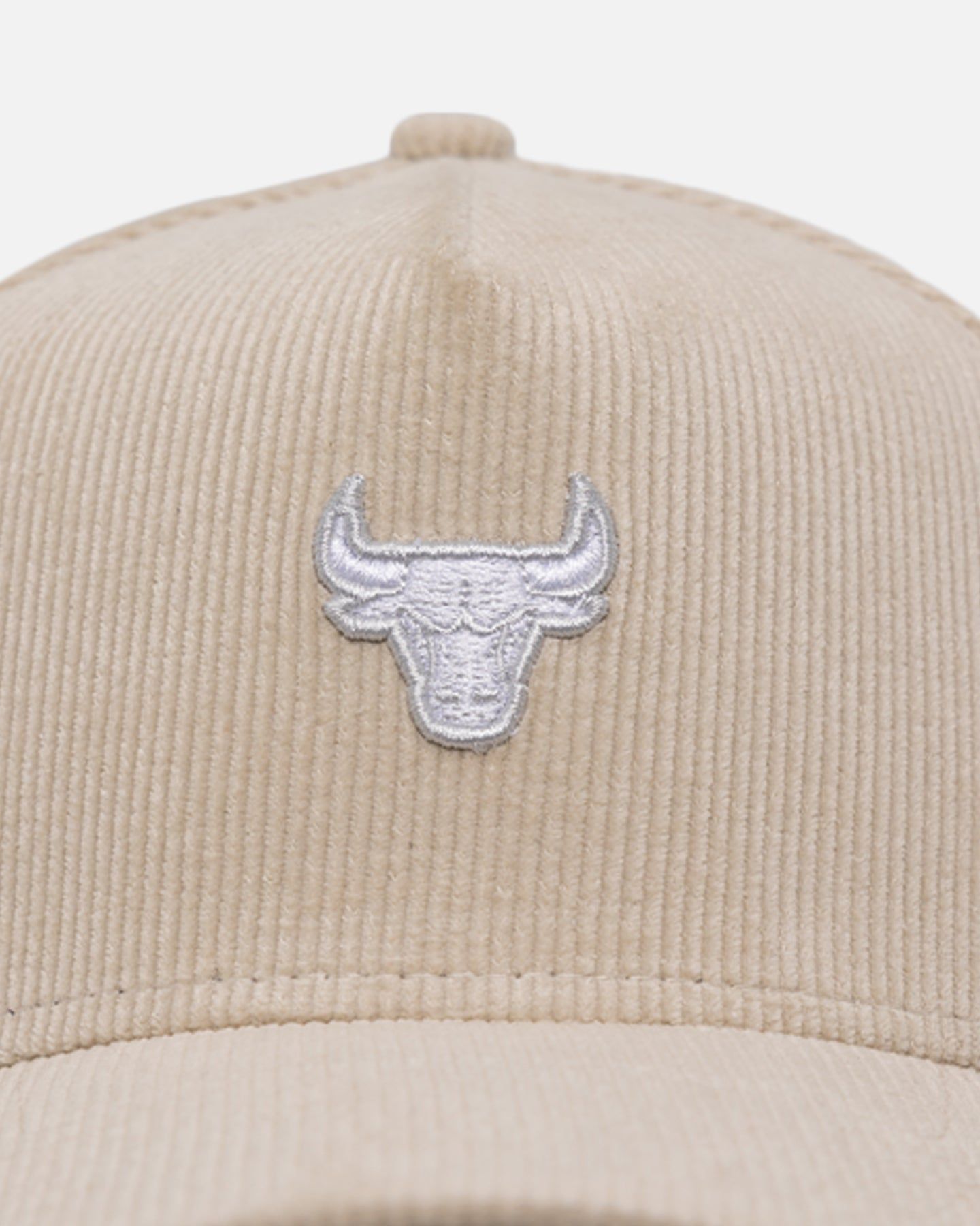 New Era Chicago Bulls 'Micro Cord Cream' 9FORTY A-Frame Snapback Cream/White sold by Culture Kings product image thumbnail 5