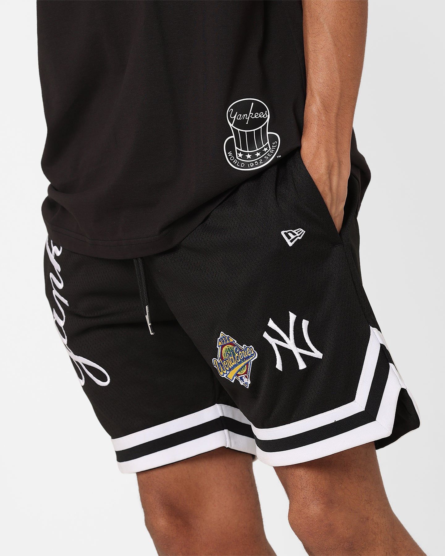 New Era New York Yankees Mesh Shorts Black sold by Culture Kings product image thumbnail 4