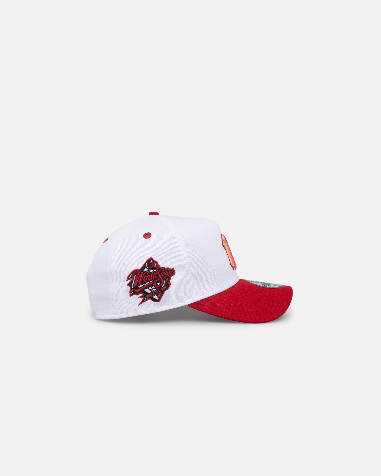 New Era New York Yankees 'Satin Blaze' 9FORTY A-Frame Snapback White/Scarlet sold by Culture Kings product image thumbnail 3