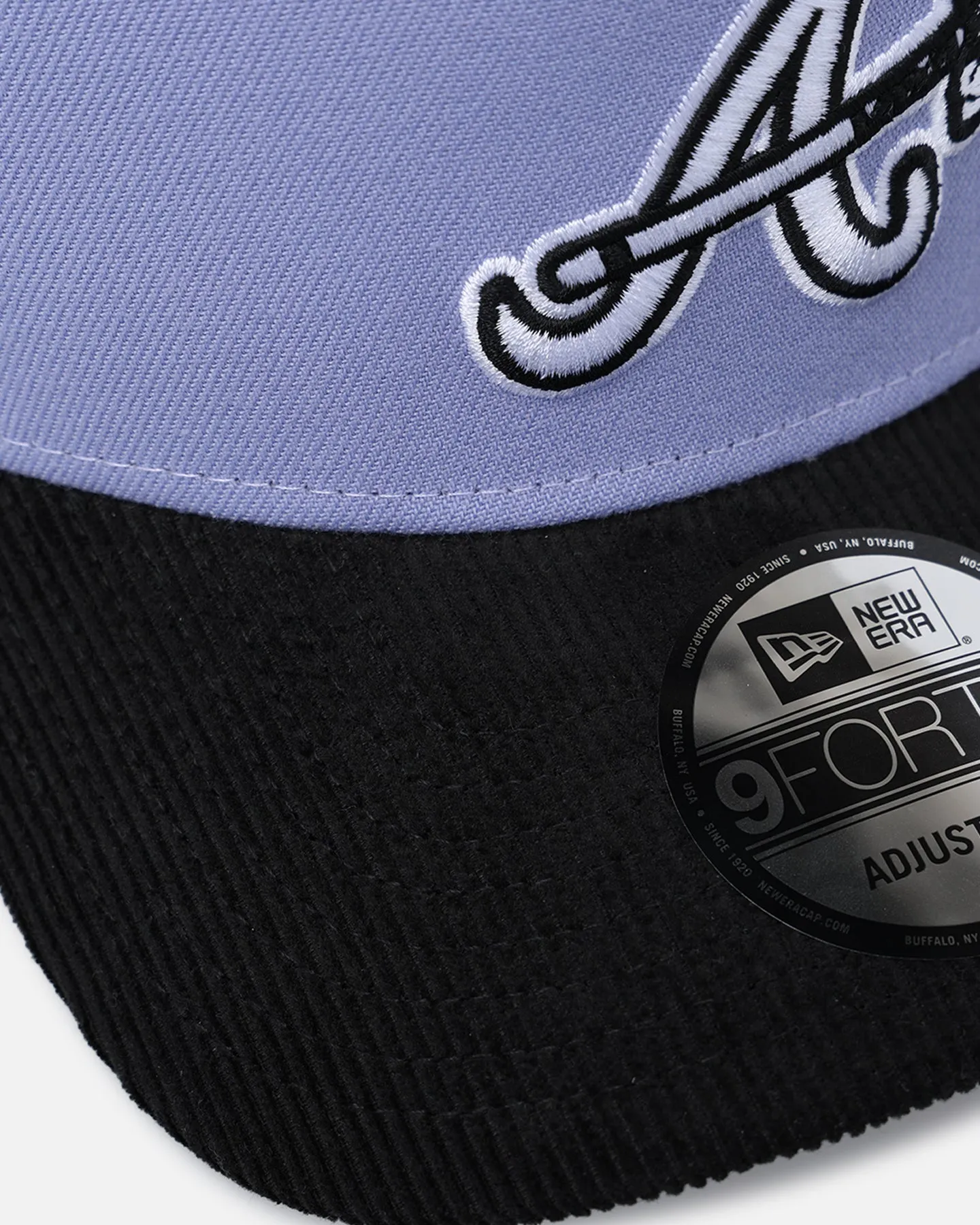 New Era Atlanta Braves 9FORTY A-Frame Snapback Lavender/Black sold by Culture Kings product image thumbnail 2