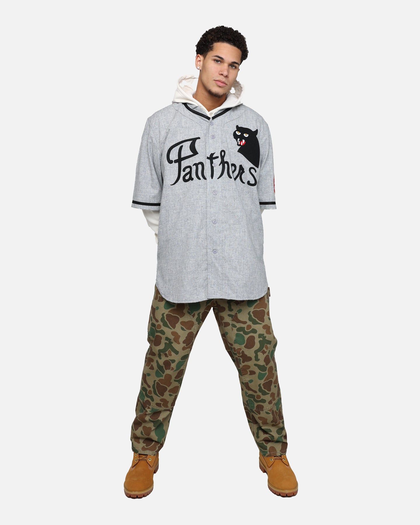 Ebbets Field Flannels Montreal Black Panthers 1936 Jersey Grey sold by Culture Kings product image thumbnail 3